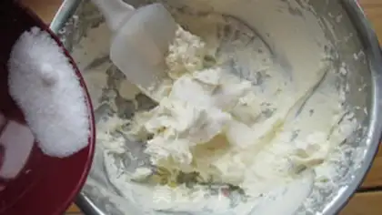 Make New York cheesecake step 9