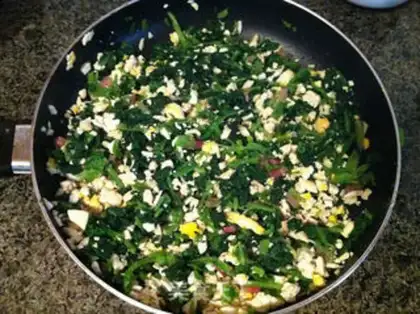 Make Spinach egg box step 5