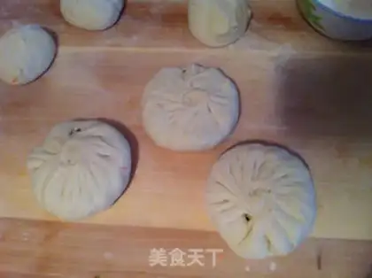 Make Spinach egg box step 9