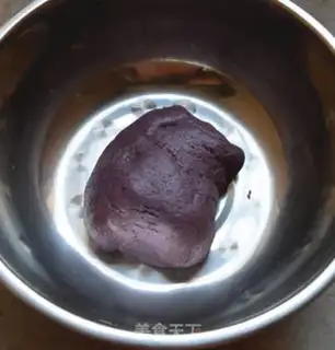 Make Black rice buns step 3