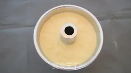 Make Vanilla chili cake -- basic cake step 13