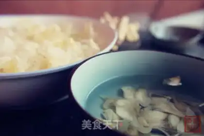 Make Silver-eared potato porridge step 1