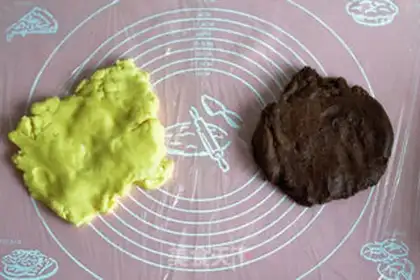 Make Super panda cookies step 2