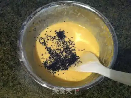 Make Black sesame whole egg cake step 6