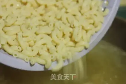 Make Hong Kong macaroni step 3
