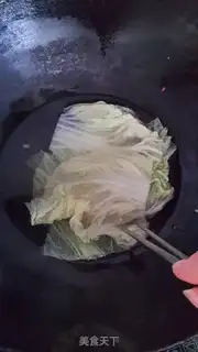 Make Creative New Year night cabbage box step 3
