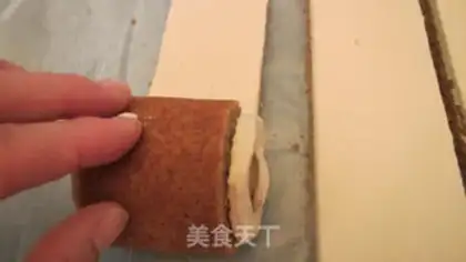 Make Coffee stake cake rolls step 17