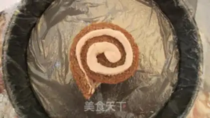 Make Coffee stake cake rolls step 18