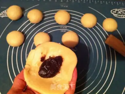 Make Souffle with date sauce step 8