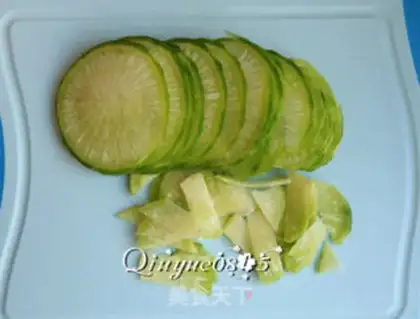 Make Crunching radish step 1