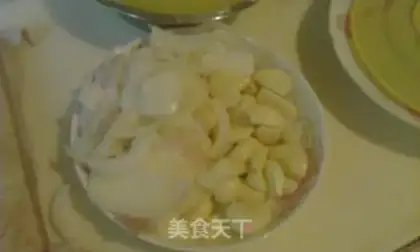 Make Garlic peppers and chickens step 1