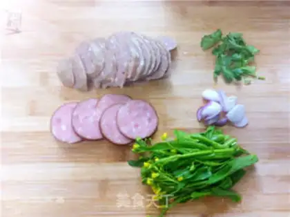 Make Beefball soup step 1