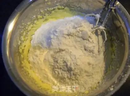 Make English cinnamon apple cake step 3