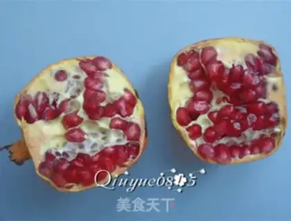 Make Pomegranate juice step 0