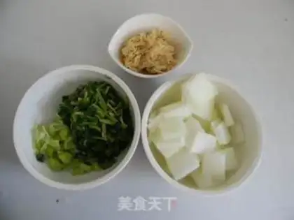 Make Pork shrimp rice soup step 0
