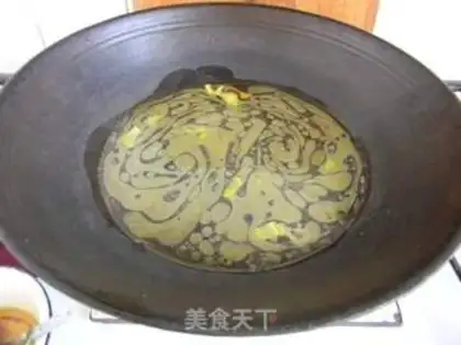 Make Pork shrimp rice soup step 1