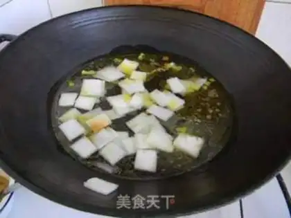 Make Pork shrimp rice soup step 2