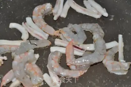 Make Seafood pasta step 6