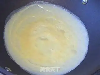 Make Eggskin pine salad step 5