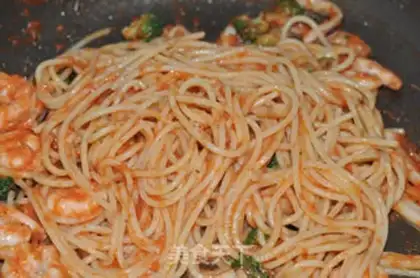Make Seafood pasta step 9