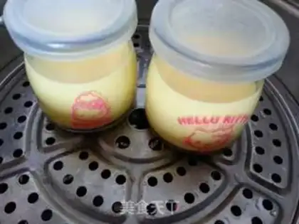 Make Chocolate egg pudding step 4