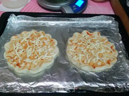 Make Pepper bacon pizza step 12