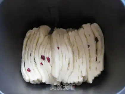 Make A thousand layers of cranberry toast step 15