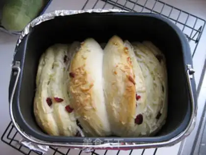 Make A thousand layers of cranberry toast step 17