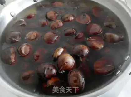 Make Rose chestnut cake step 2