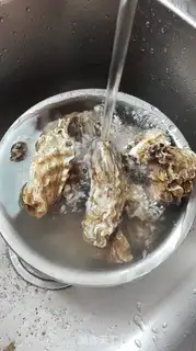 Make Oyster congee step 1