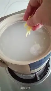 Make Oyster congee step 7