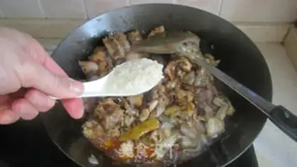 Make Dry-cow frog step 4