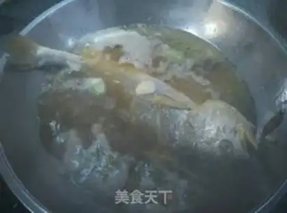 Make The family yellowfish step 2