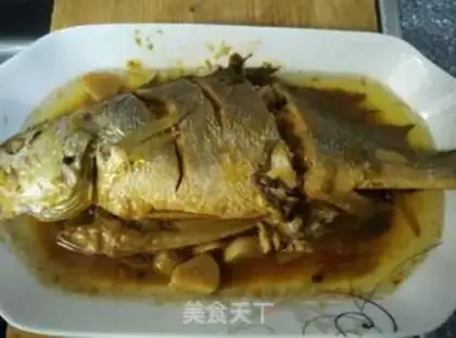 Make The family yellowfish step 4