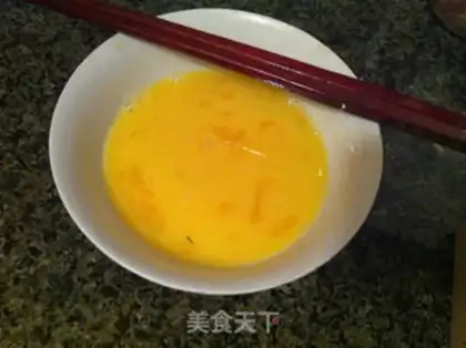 Make Scrambled eggs step 3