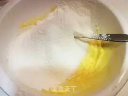 Make Mango coconut pie step 1