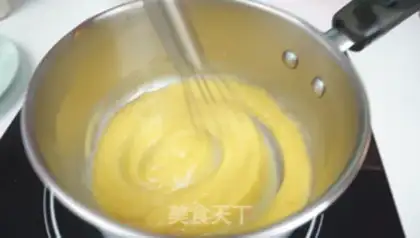 Make French lemon macaron step 10