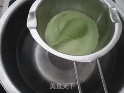 Make Toad Prince lollipop cake step 21