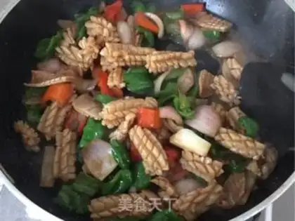 Make Onion fire rolls step 11