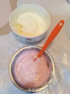 Make Cherry yogurt mousse cake step 10