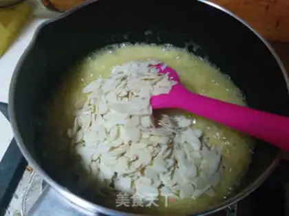Make Caramel almonds step 15