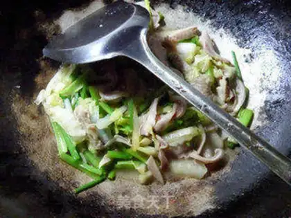 Make The celery pig