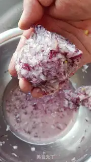 Make Three sheep dumplings step 10