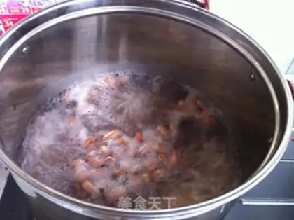 Make Pumpkin date rice congee step 3