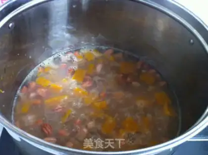 Make Pumpkin date rice congee step 6