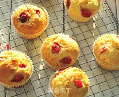 Make Yogurt strawberry cake step 4