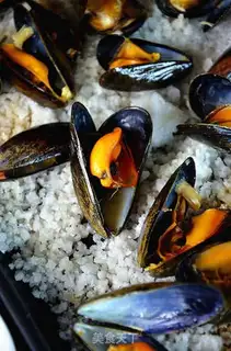 Make Salt roasted French blue mussel step 4