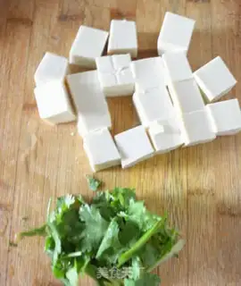 Make Sauce tofu soup step 1