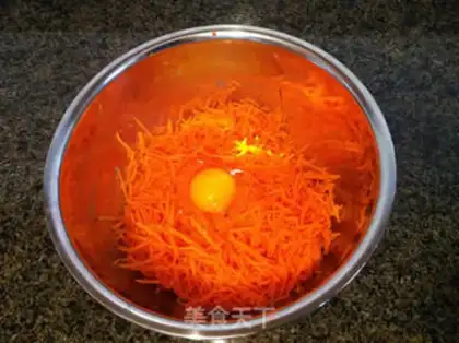 Make Carrot eggcake step 1