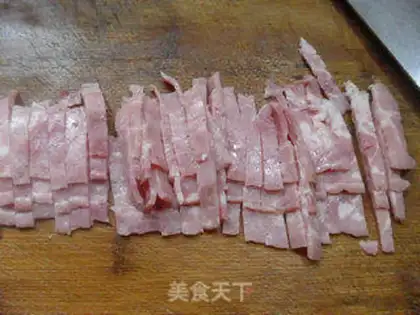 Make Spicy bacon sprouts step 2